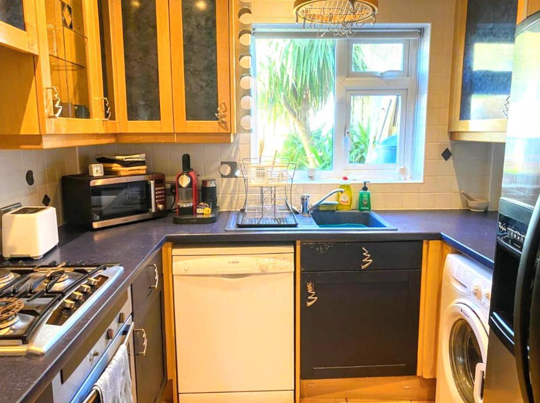 Stunning 4Br House With Free Parking - By Innit Brighton Exteriör bild